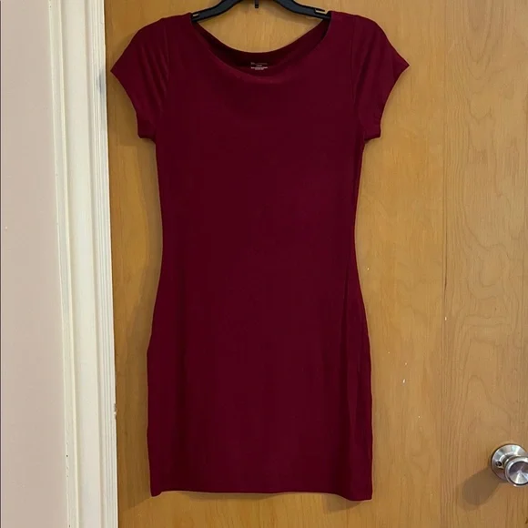 No Boundaries Scoop Neck Mini Dress with Short Sleeves, Womens